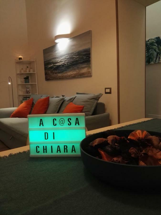 Апартаменты A Casa Di Chiara Неаполь Экстерьер фото